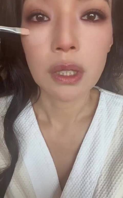 舒淇谈为什么这么显年轻，她说都是化出来的