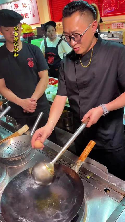 要说国内吃辣的地狱副本，当属赣湘交界这条线：宜春→萍乡→醴陵