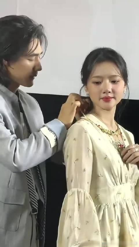 #良陈美锦#    任敏、此沙《良陈美锦》追剧团来了，男神女神同框太养眼了