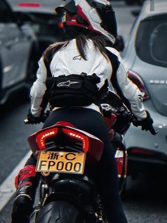 车就像女人，跟对了人一路顺风，跟错了悔恨一辈子