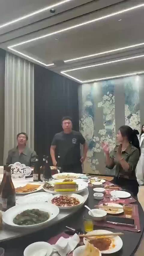 飯可以不吃，舞不能不跳！  ​​​