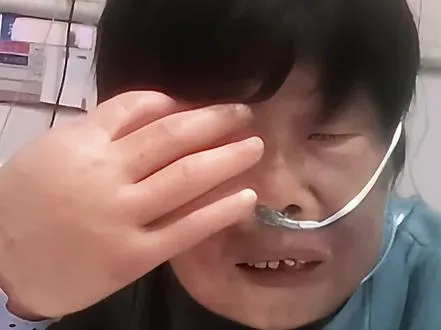约定好的地方，我一个人先到了