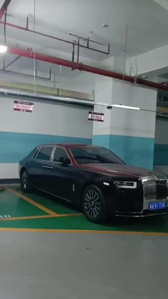 广州豪宅车库 没什么超跑 多数劳斯莱斯 分享一下