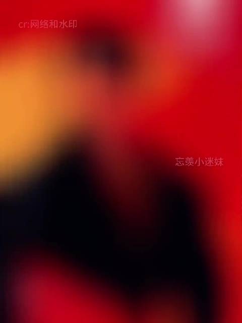 肖战演唱会门票被黄牛炒到25万一张，这个数字一出，很多人第一反应是以为自己看错了。官方票价最高196
