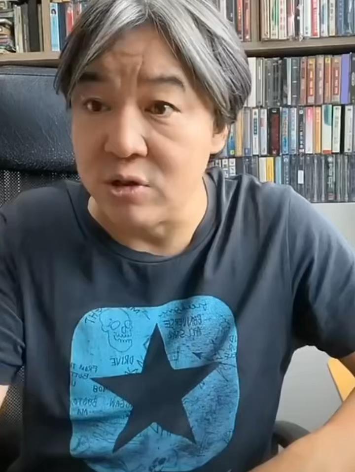 乐评人郭志凯力挺韩红基金会：公益账目公开透明