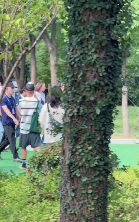 斯瓦泰克退出宁波赛尽管从武汉赶到了宁波，但斯维亚泰克还是因为左大腿的伤情被迫退赛🤕“经过慎重考虑，我