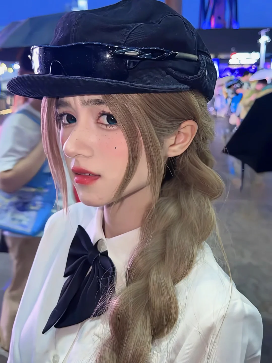 小猫敲头