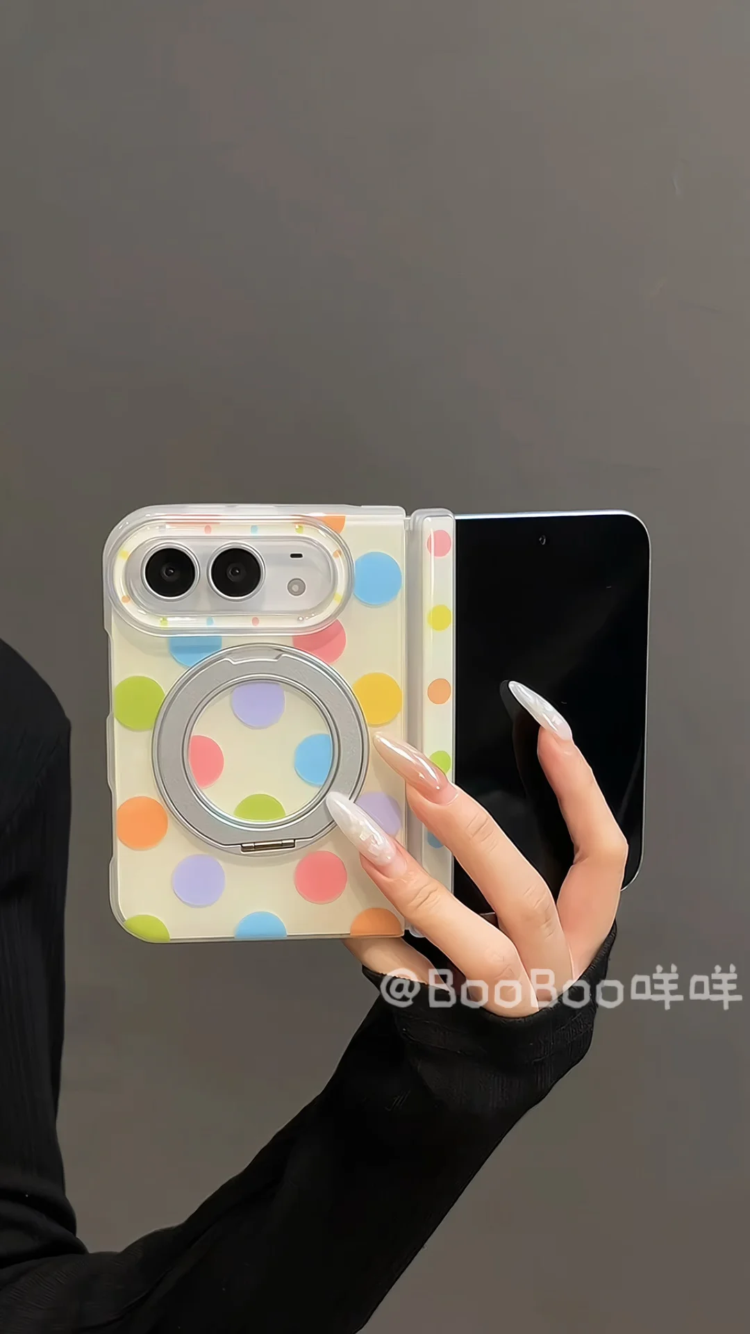 iPhone Duo⋆｡💛🤍💚🩵🩷°⭒˚｡⋆波点支架壳