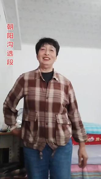 热爱戏曲乐在其中 ，戏曲走一段