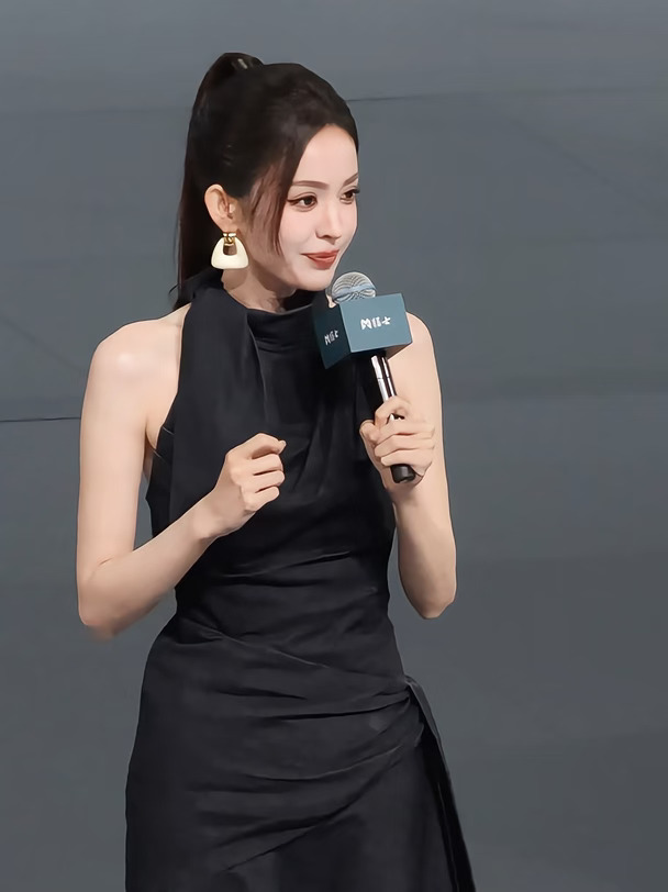 舞台的光 是她～娜扎