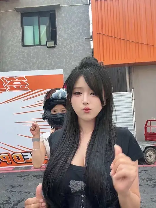兜风吗？小弟弟
