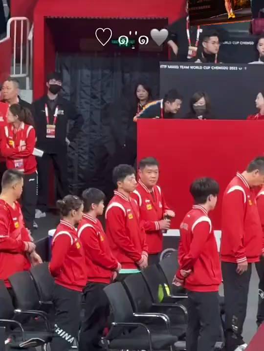 热血沸腾的赛场上，中国队精神抖擞，蓄势待发！🇨🇳🏆
