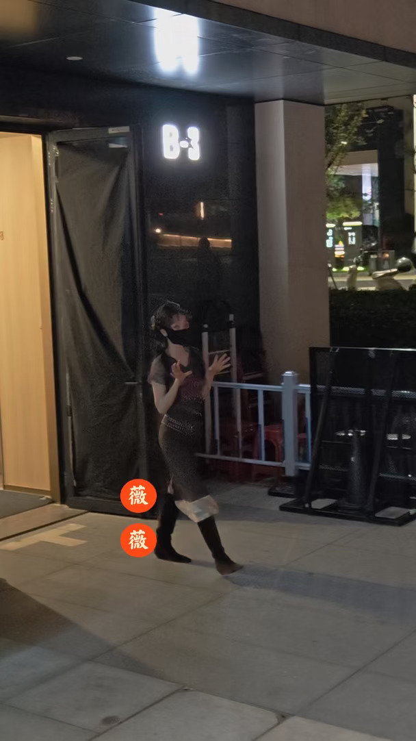 虞书欣10.8出妆了，很突然，差点错过