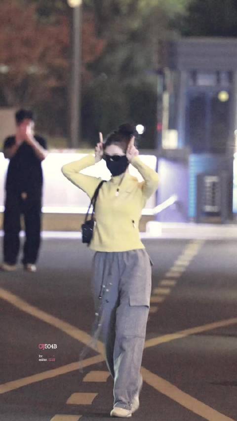 #虞书欣[超话]##虞书欣何盼# 2026.10.14 📹倒数✌🏻天@虞书欣Esther  ​​​